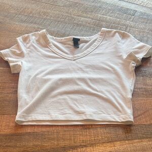 Wild Fable Classic White V-Neck Crop Top